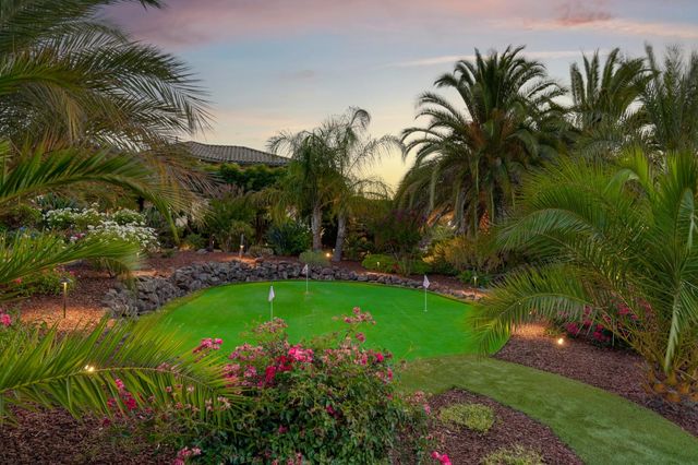 5905 Barton Rd, Loomis, CA 95650