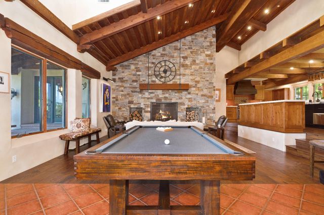 5905 Barton Rd, Loomis, CA 95650