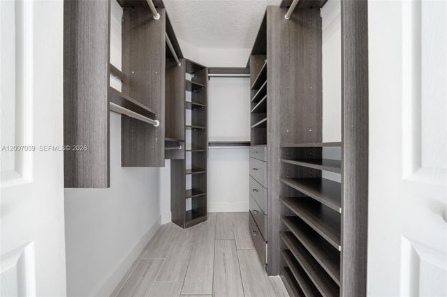 3245 NE 184th St 13109, Aventura, FL 33160