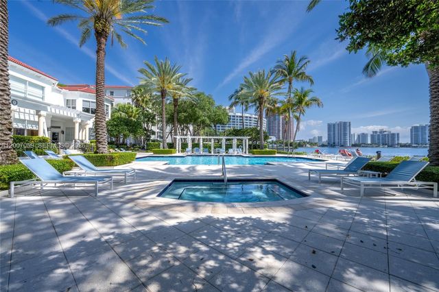 3245 NE 184th St 13109, Aventura, FL 33160