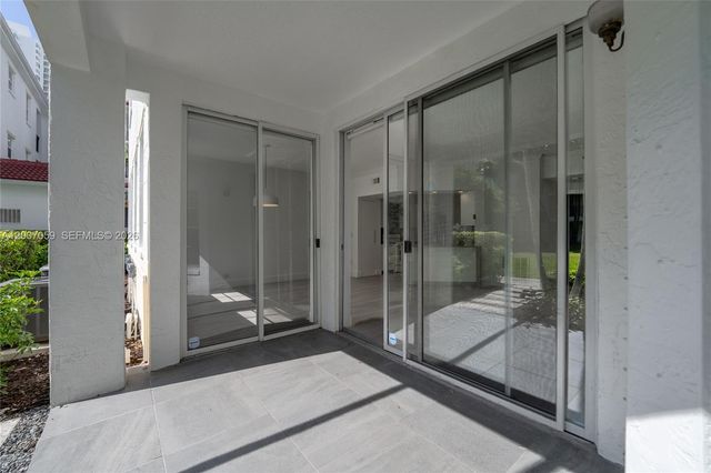 3245 NE 184th St 13109, Aventura, FL 33160