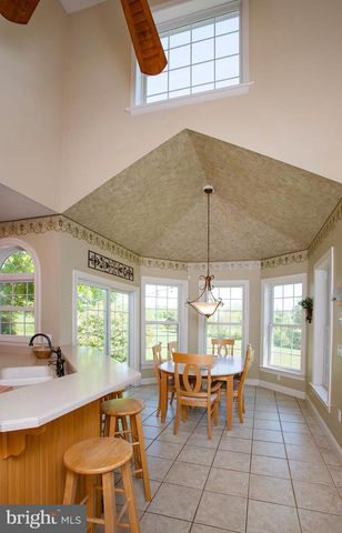 114 CRABAPPLE CT, Hummelstown, PA 17036