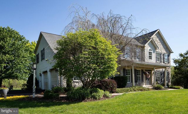 114 CRABAPPLE CT, Hummelstown, PA 17036