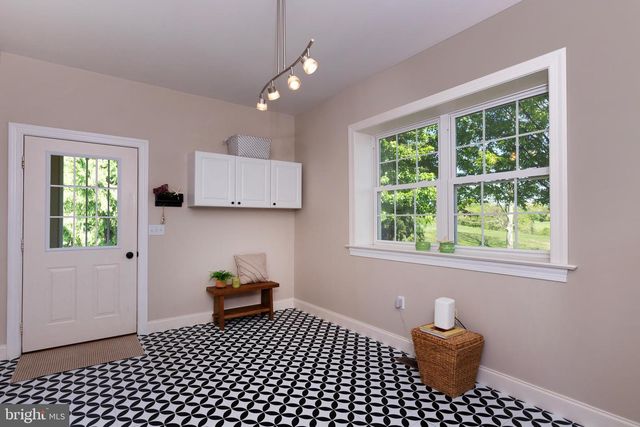 114 CRABAPPLE CT, Hummelstown, PA 17036