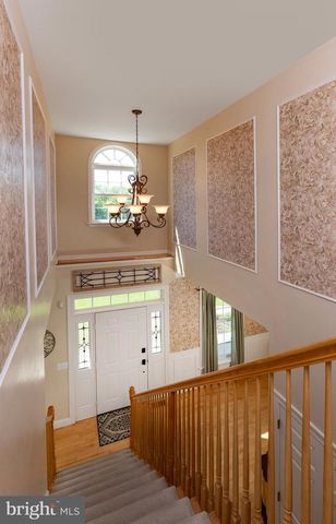 114 CRABAPPLE CT, Hummelstown, PA 17036