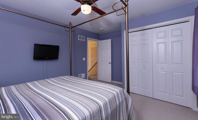 114 CRABAPPLE CT, Hummelstown, PA 17036