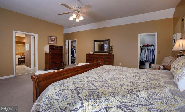 114 CRABAPPLE CT, Hummelstown, PA 17036