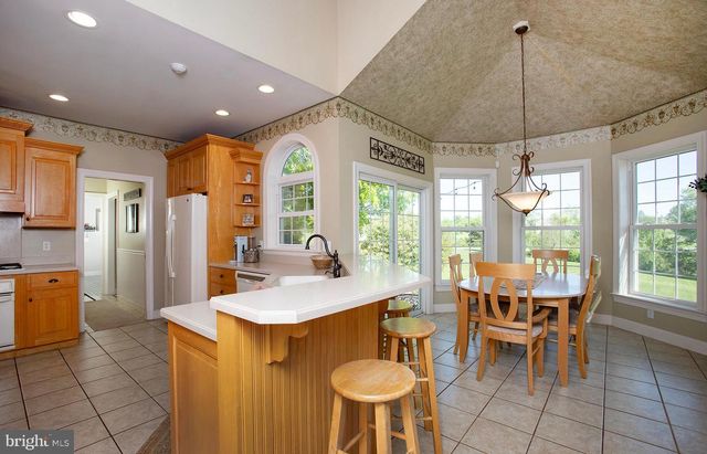 114 CRABAPPLE CT, Hummelstown, PA 17036