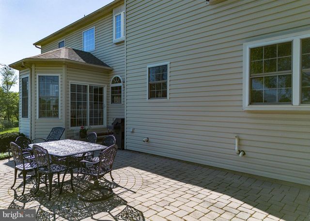 114 CRABAPPLE CT, Hummelstown, PA 17036