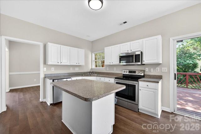 10303 Madison Park Drive, Charlotte, NC 28269