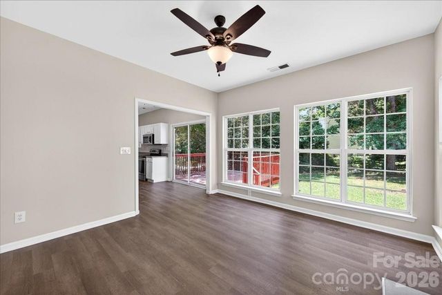 10303 Madison Park Drive, Charlotte, NC 28269