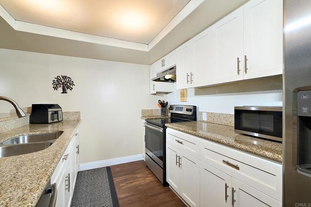2412 Altisma Way C, Carlsbad, CA 92009