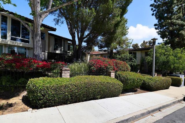 2412 Altisma Way C, Carlsbad, CA 92009