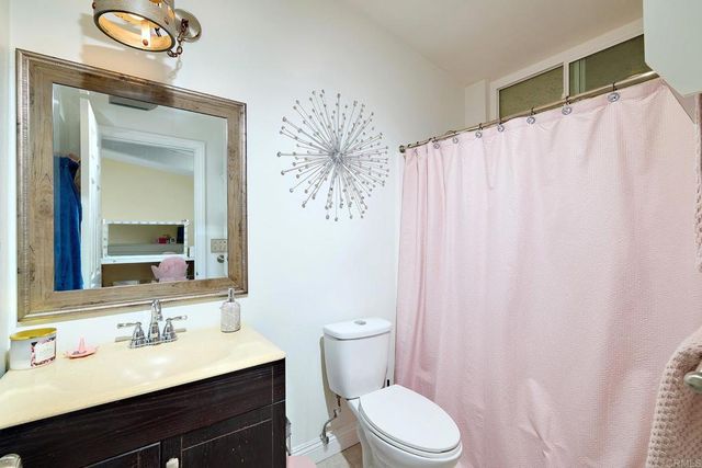 2412 Altisma Way C, Carlsbad, CA 92009