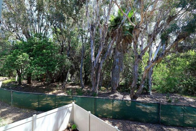 2412 Altisma Way C, Carlsbad, CA 92009