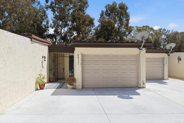2412 Altisma Way C, Carlsbad, CA 92009