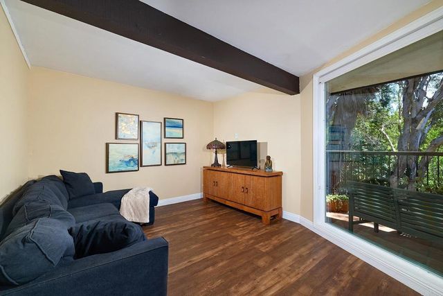 2412 Altisma Way C, Carlsbad, CA 92009