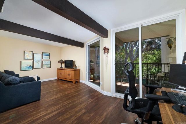 2412 Altisma Way C, Carlsbad, CA 92009