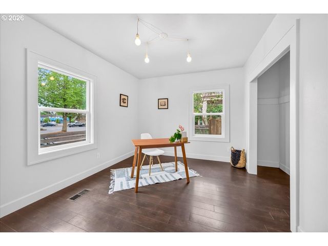 3327 Se 50TH Ave, Portland, OR 97206