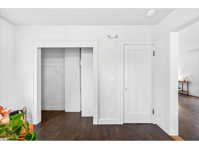 3327 Se 50TH Ave, Portland, OR 97206