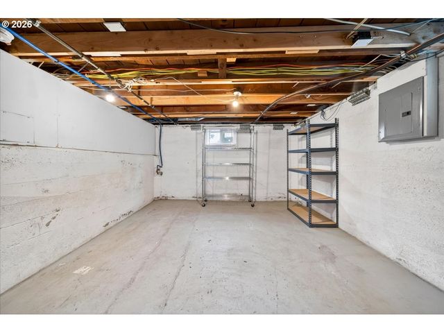 3327 Se 50TH Ave, Portland, OR 97206