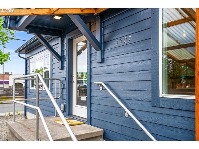 3327 Se 50TH Ave, Portland, OR 97206