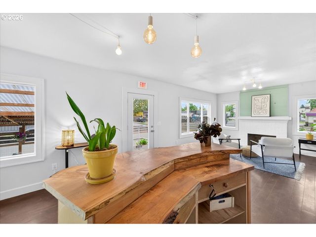 3327 Se 50TH Ave, Portland, OR 97206