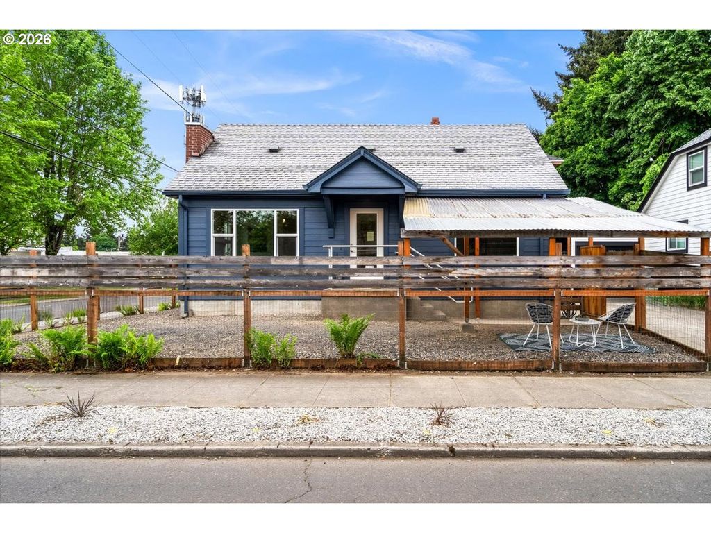 3327 Se 50TH Ave, Portland, OR 97206