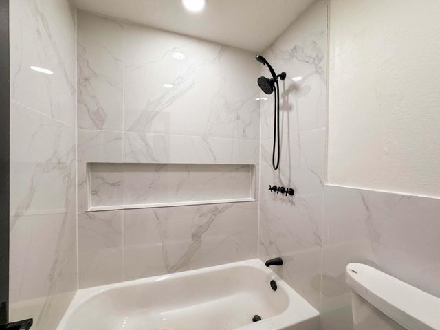14211 Napier Court, Houston, TX 77069