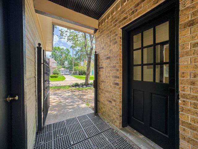 14211 Napier Court, Houston, TX 77069