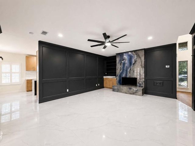14211 Napier Court, Houston, TX 77069