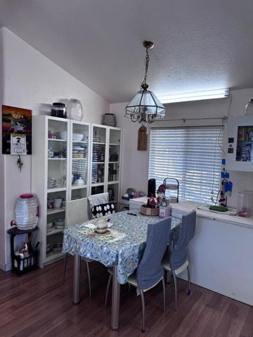 28845 La Corona 431, Hayward, CA 94544