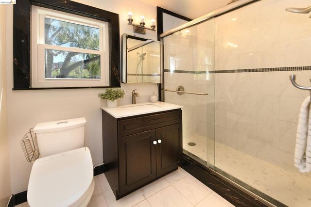 2300 Ashby Ave, Berkeley, CA 94705