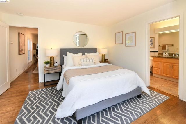 2300 Ashby Ave, Berkeley, CA 94705