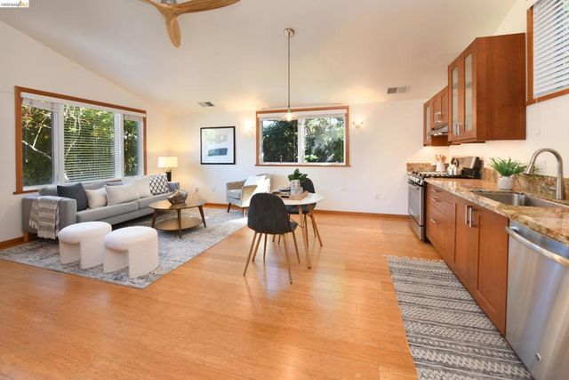 2300 Ashby Ave, Berkeley, CA 94705