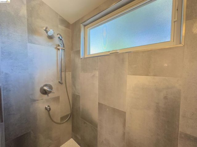 2300 Ashby Ave, Berkeley, CA 94705