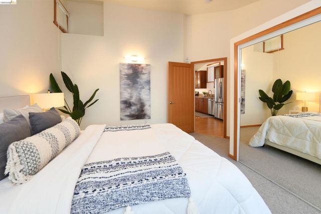 2300 Ashby Ave, Berkeley, CA 94705