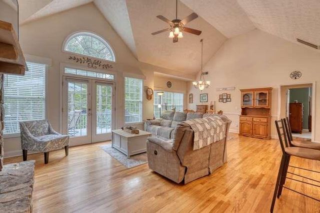 302 Brook Green Court, Blairsville, GA 30512