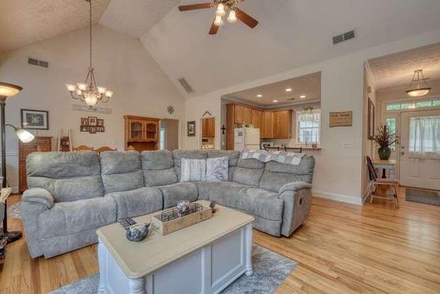 302 Brook Green Court, Blairsville, GA 30512