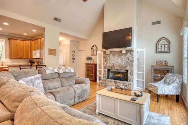 302 Brook Green Court, Blairsville, GA 30512