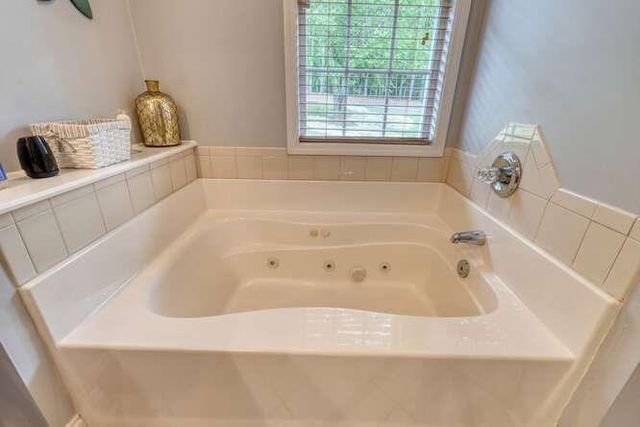 302 Brook Green Court, Blairsville, GA 30512