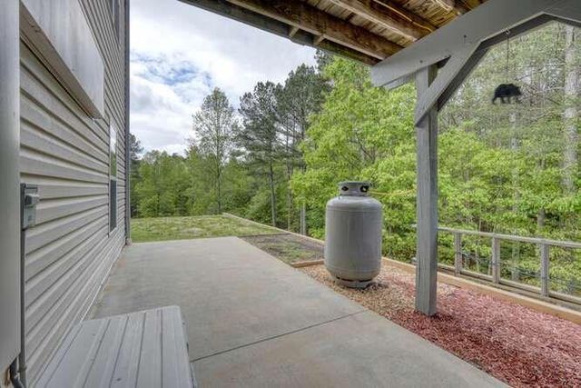 302 Brook Green Court, Blairsville, GA 30512