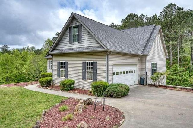 302 Brook Green Court, Blairsville, GA 30512