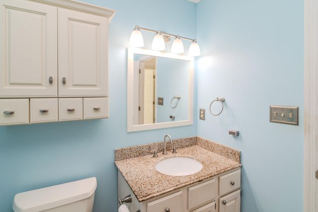 384 Stone Creek Drive, Lexington, KY 40503