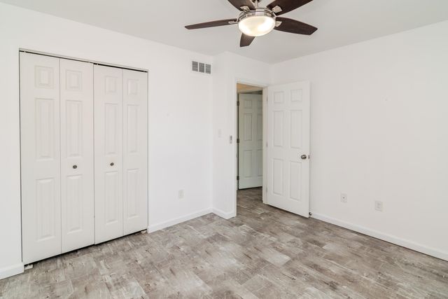 384 Stone Creek Drive, Lexington, KY 40503