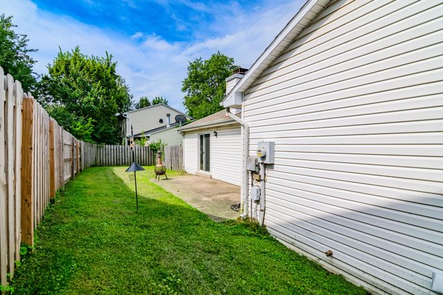 384 Stone Creek Drive, Lexington, KY 40503