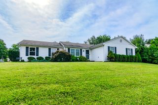 384 Stone Creek Drive, Lexington, KY 40503
