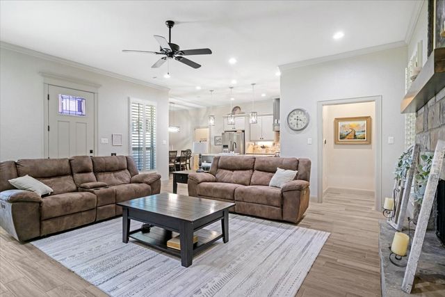 24012 Wild Flower Circle, Lindale, TX 75771