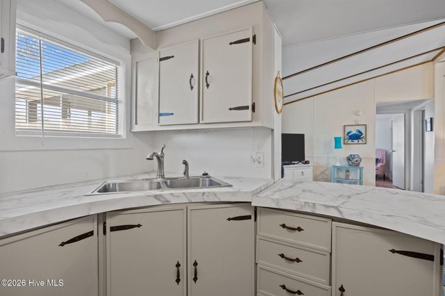 1650 Seagull Way SW, Ocean Isle Beach, NC 28469