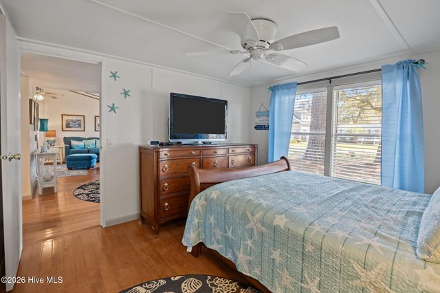 1650 Seagull Way SW, Ocean Isle Beach, NC 28469